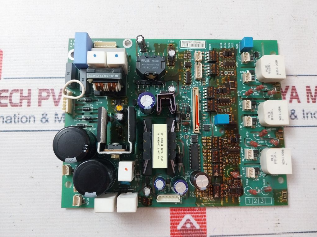 Schneider Electric W814943840111A02 Pcb Card