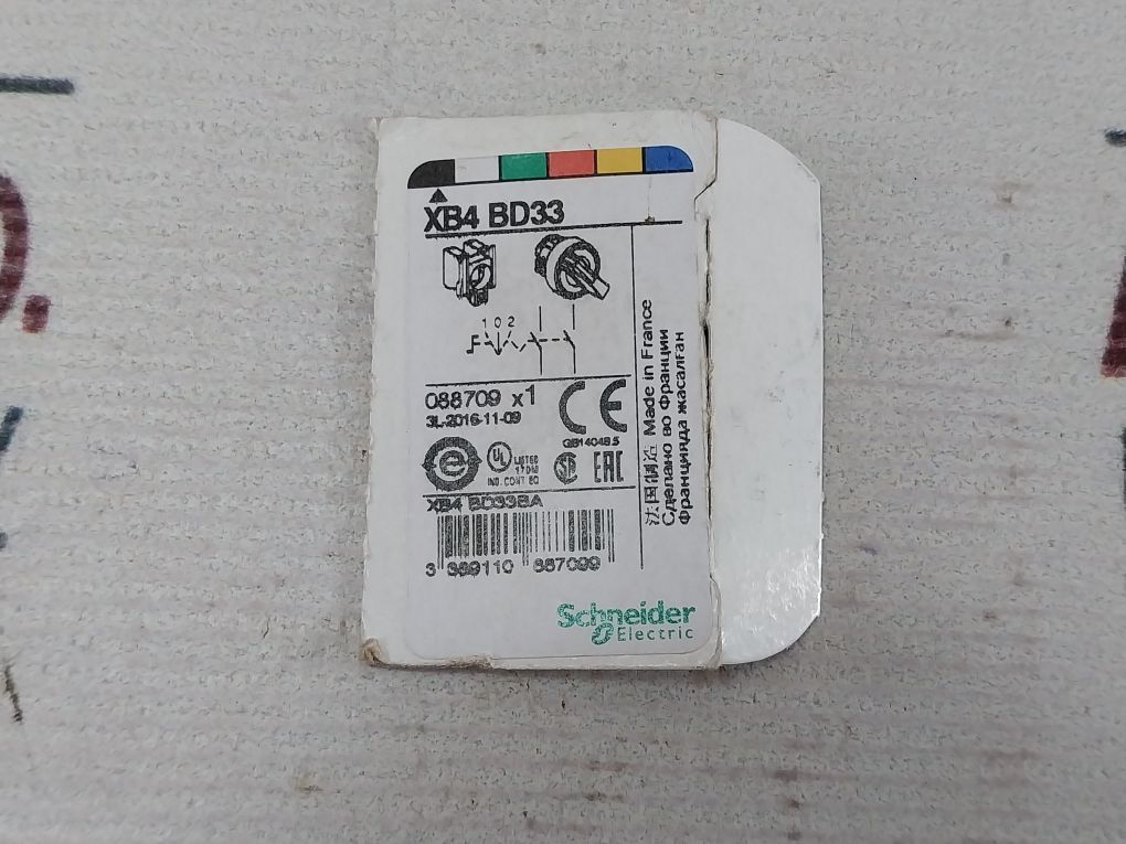 Schneider Electric Xb4 Bd33 Selector Switch 3A