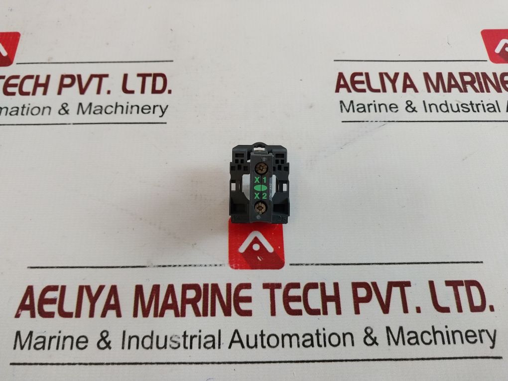 Schneider Electric Xb5 Avb3 Green Light Block