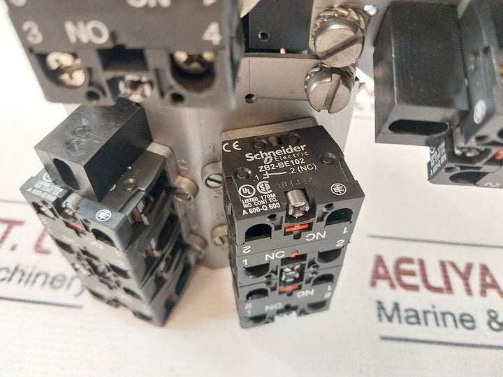 Schneider Electric Xkdf14340340 Joystick Controller