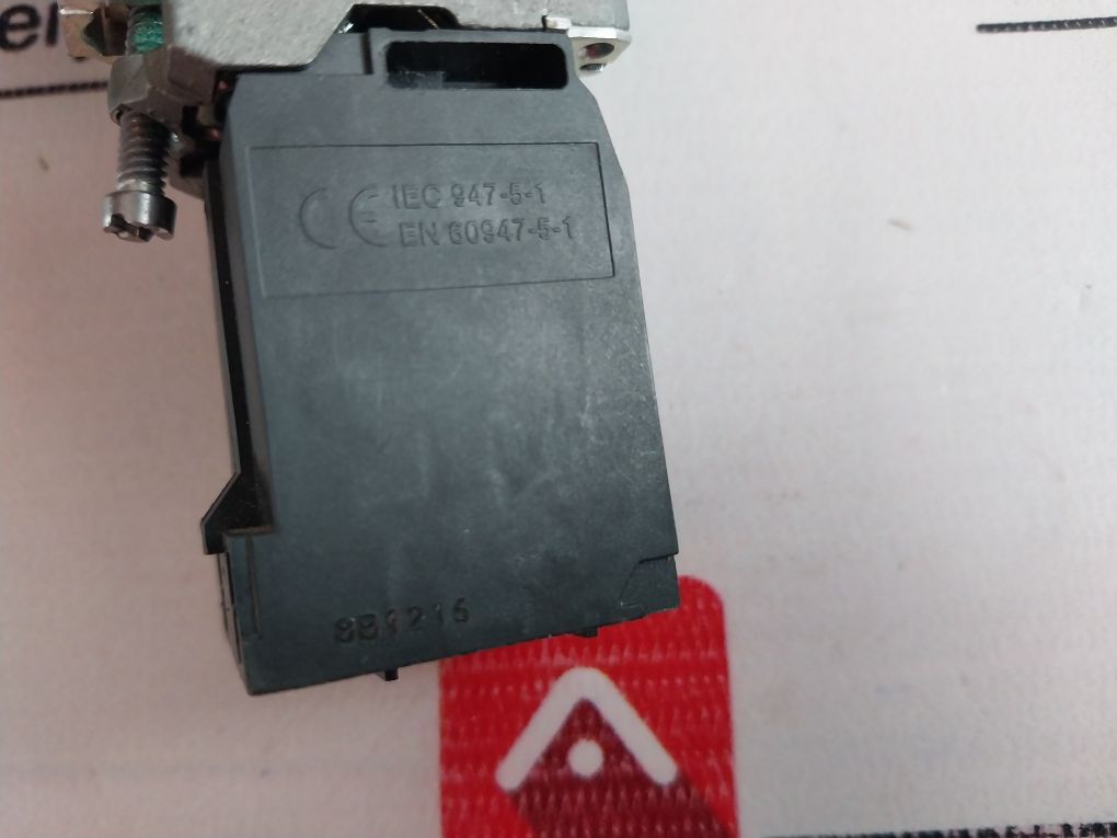 Schneider Electric Zb.-.W04. Indicator Light Green 220-240V