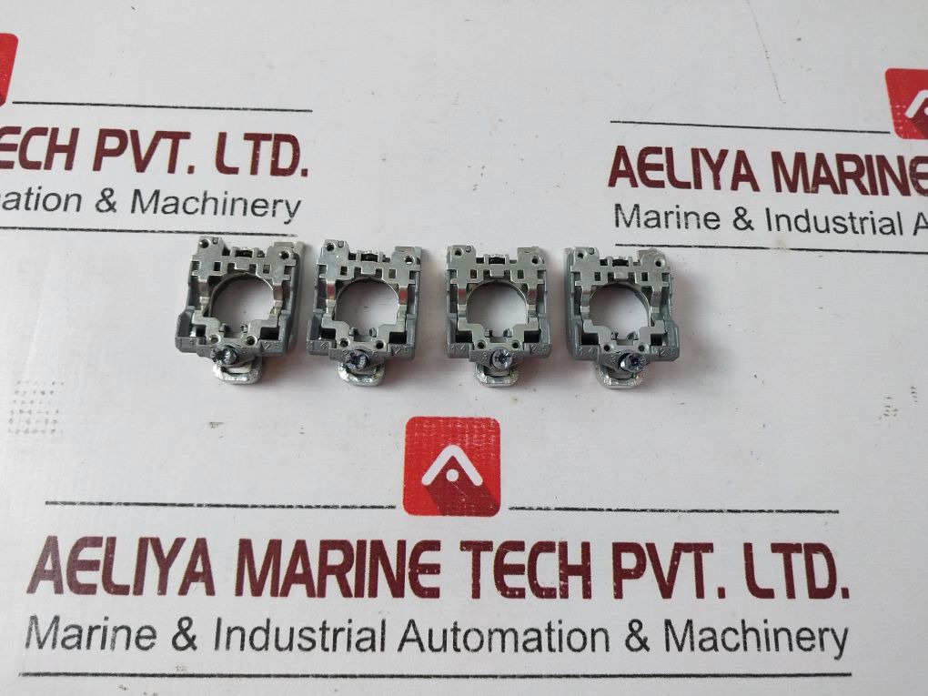 Lot Of 4X Schneider Electric Zb4Bz009 Pushbutton Mounting