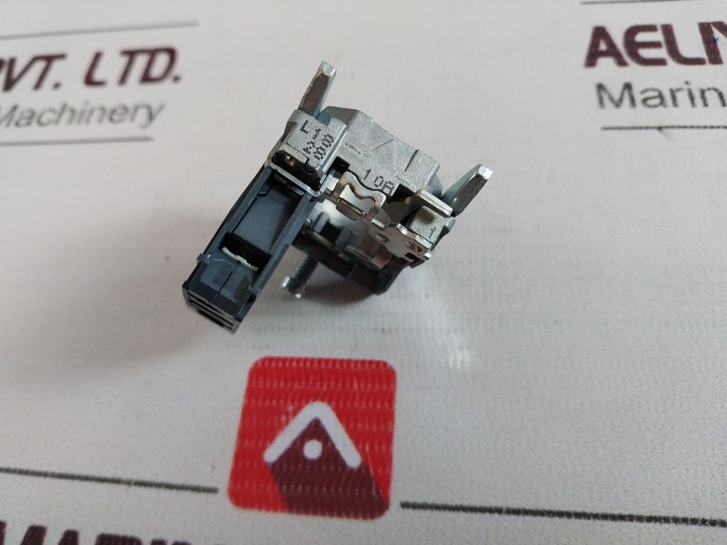 Schneider Electric Zbe-101 Contact Block