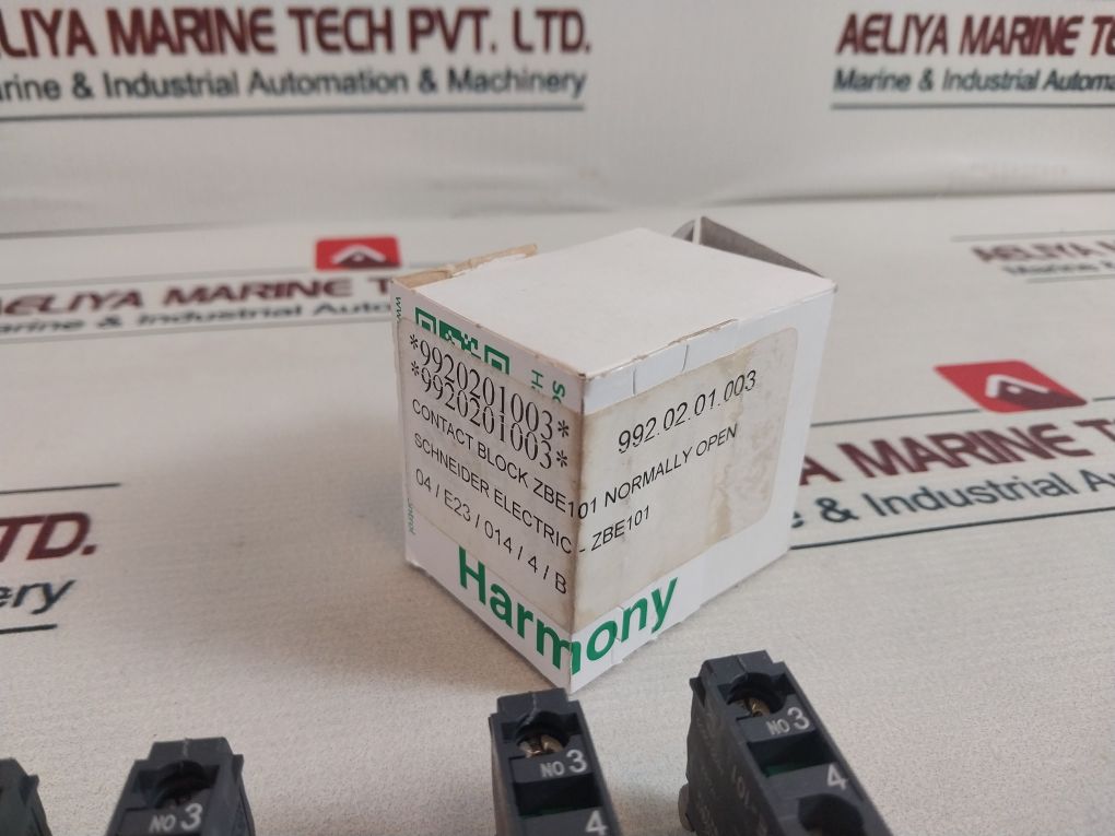 Lot Of 4X Schneider Electric Zbe-101 Contact Block
