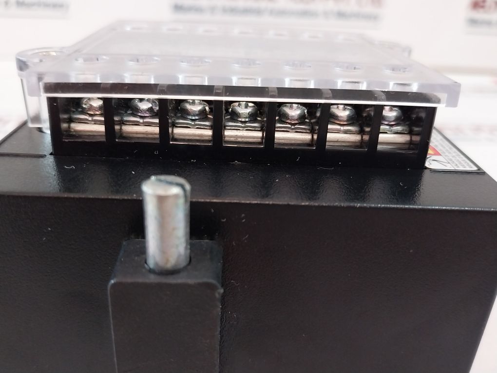 Schneider Electric/Conzerv Em6400 Energy Meter