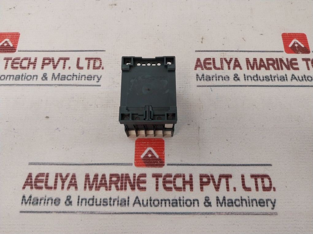 Schneider Electric/Telemecanique Ca2Kn22M7 Control Relay 690V