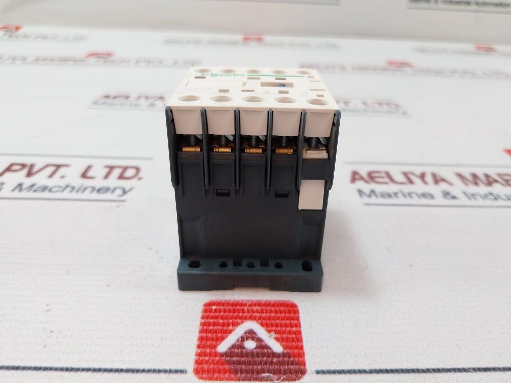 Schneider Electric/Telemecanique Lc1K09008E7 Contactor 600V Max.