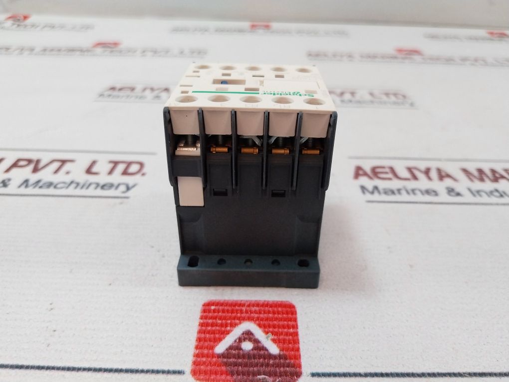 Schneider Electric/Telemecanique Lc1K09008E7 Contactor 600V Max.