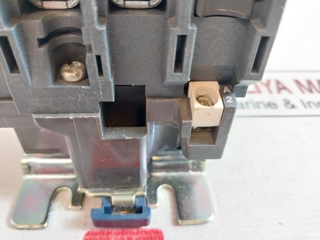 Schneider Lc1D40008 Contactor 60A