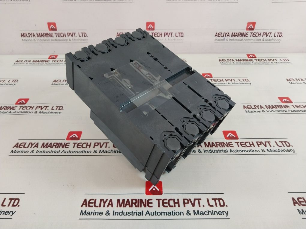 Schneider Electric Compact Nsx Lv438450