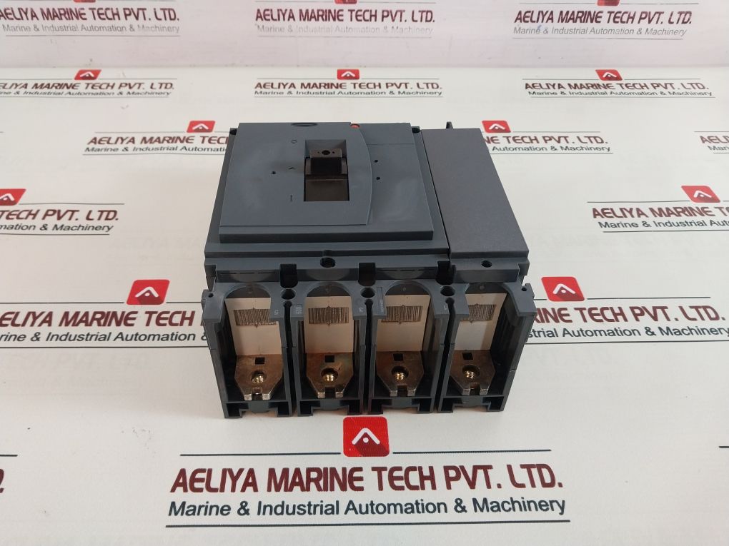 Schneider Electric Compact Nsx Lv438450