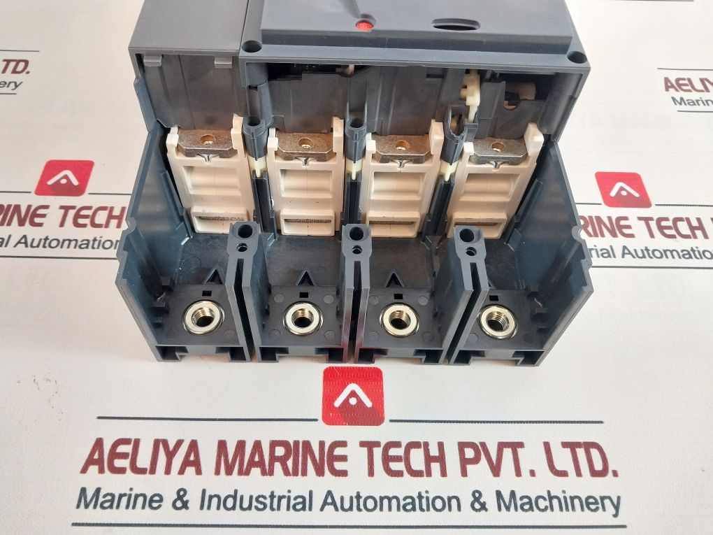 Schneider Electric Compact Nsx Lv438450