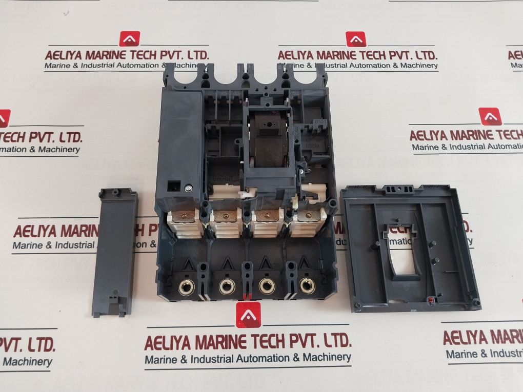 Schneider Electric Compact Nsx Lv438450