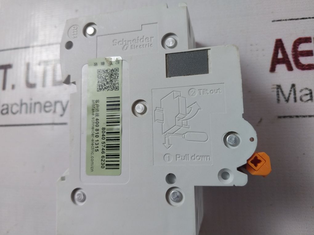 Lot Of 5X Schneider Electric Ea9An2C4 Circuit Breaker