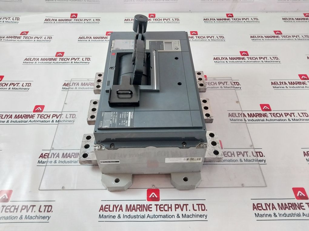 Schneider Electric Ns2000N 2000 Amp Micrologic 2.0A Circuit Breaker 750V