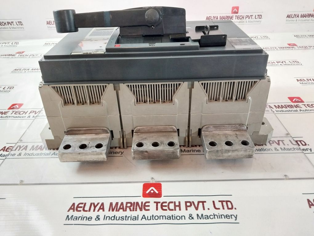 Schneider Electric Ns2000N 2000 Amp Micrologic 2.0A Circuit Breaker 750V