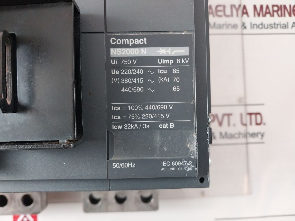 Schneider Electric Ns2000N 2000 Amp Micrologic 2.0A Circuit Breaker 750V