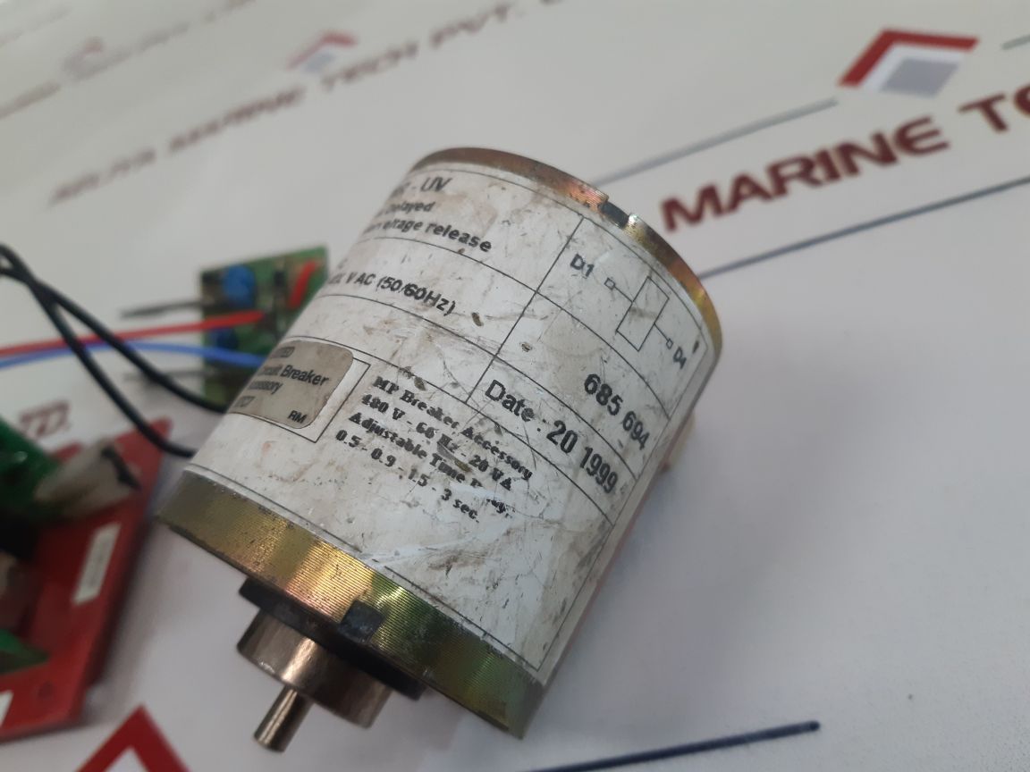 Schneider Mnr-uv Time Undervoltage Delayed Coil 685 694
