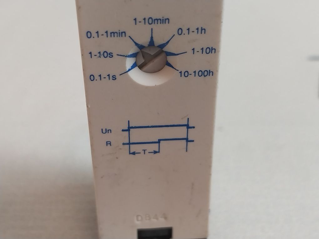 Schneider Rexl4Tmp7 Multi Function Time Delay Relay 230V Ac