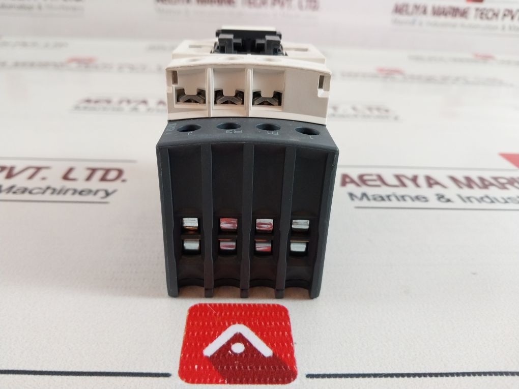 Schneider Electric Lc1D188 50/60Hz