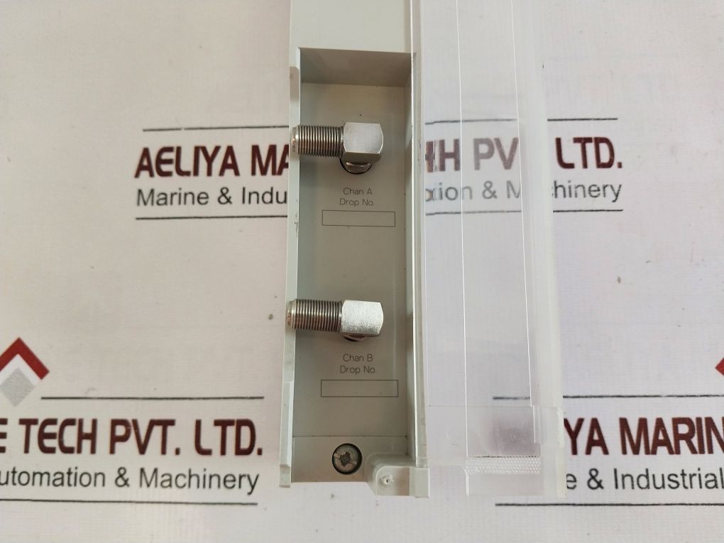 Schneider/Telemecanique 140Crp93200 Rio Head S908 Module Pv:08 Sv:2.0 Rl:00