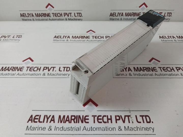 Schneider Electric/Telemecanique 140Ddi35300 Discrete Dc Input Module Pv:01 Rl:8