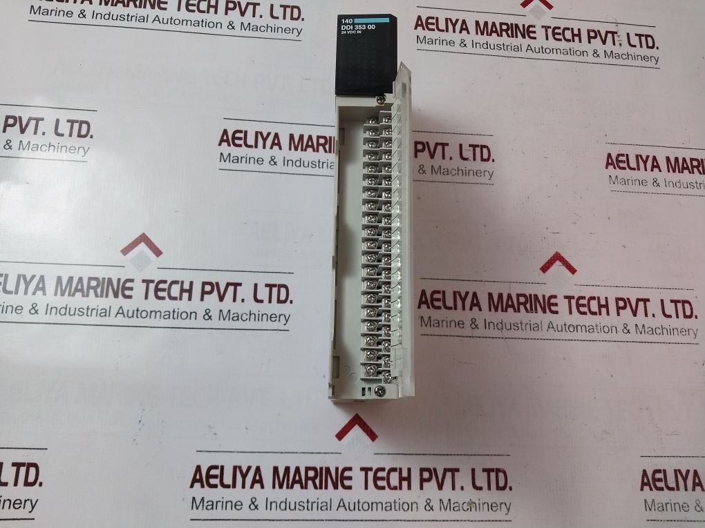Schneider Electric/Telemecanique 140Ddi35300 Discrete Dc Input Module Pv:01 Rl:8