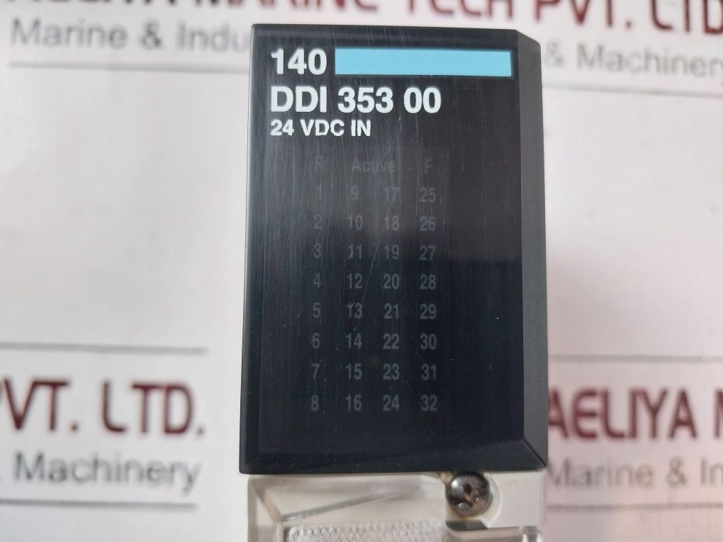 Schneider Electric/Telemecanique 140Ddi35300 Discrete Dc Input Module Pv:01 Rl:8