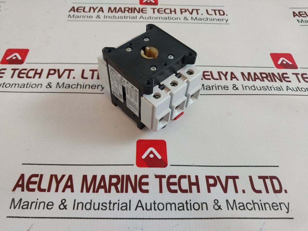 Schneider Electric Vccf3 Main Emergency Switch-discon Handle Set