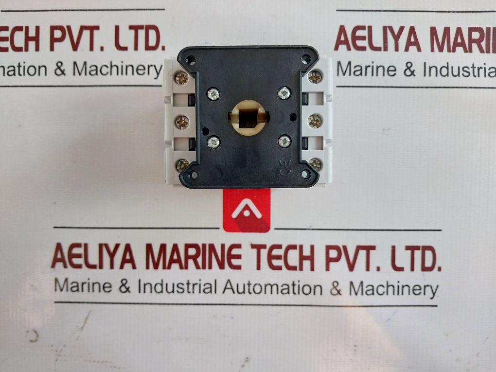 Schneider Electric Vccf3 Main Emergency Switch-discon Handle Set