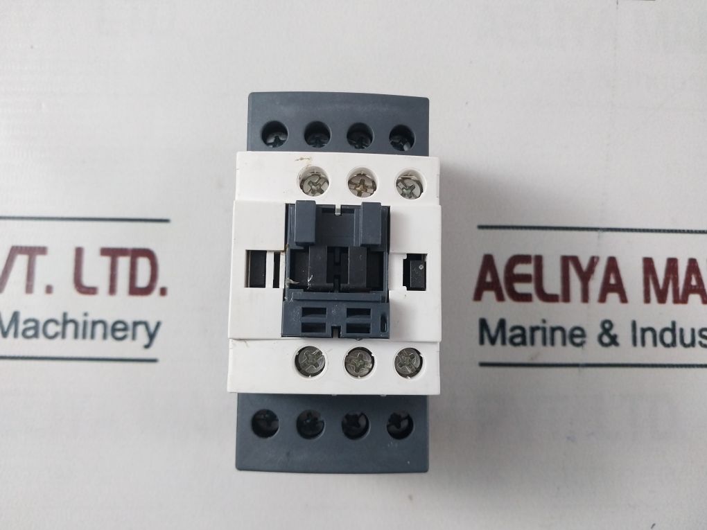 Schneider Electric W413808670311 02