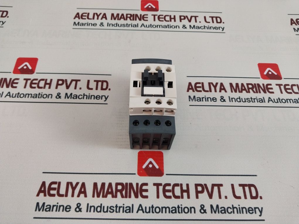 Schneider Electric W413808690311 02