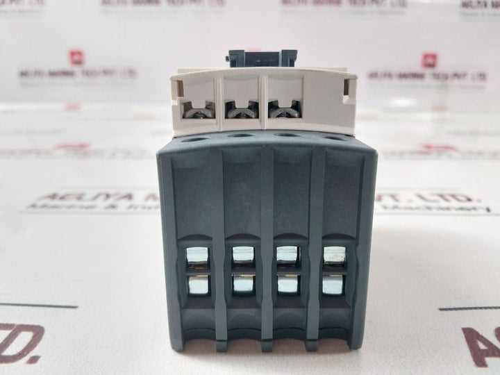 Schneider Electric W416455380631 06