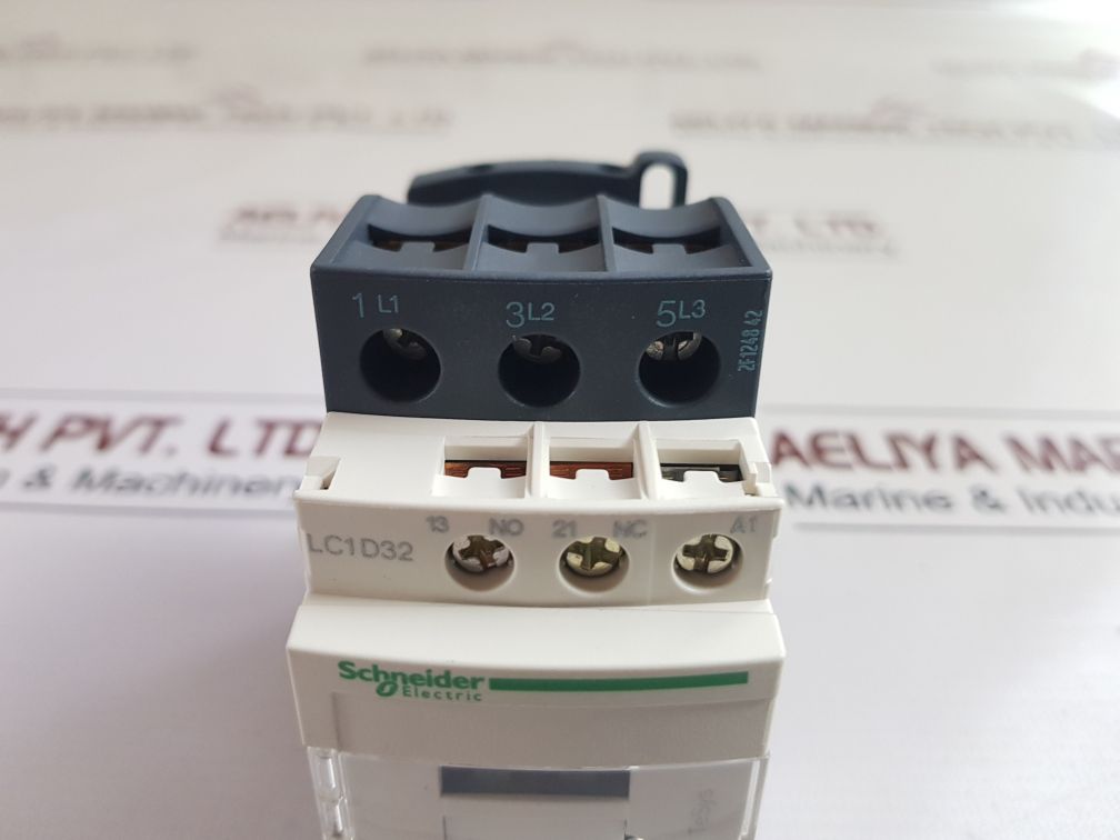 SchneiderTelemecanique Lc1D32P7 Contactor 5Kw400V Free Shipping