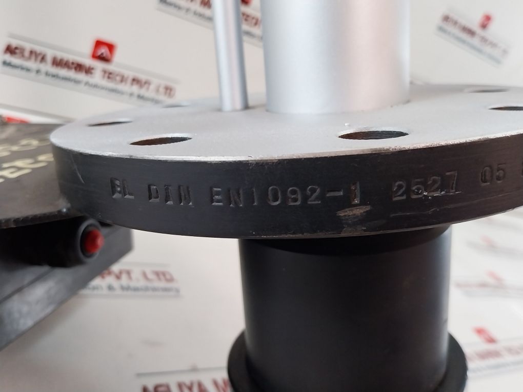 Schniewindt 2392-692-0 Oil Heater Ptb 03 Atex 1038 X