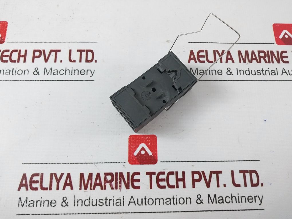 Schrack Mt78740 12A