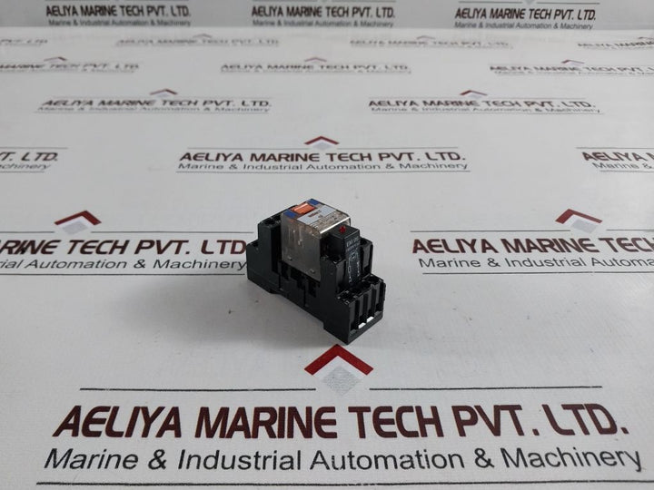 Schrack Pt570024 Relay With Ypt78704 Base