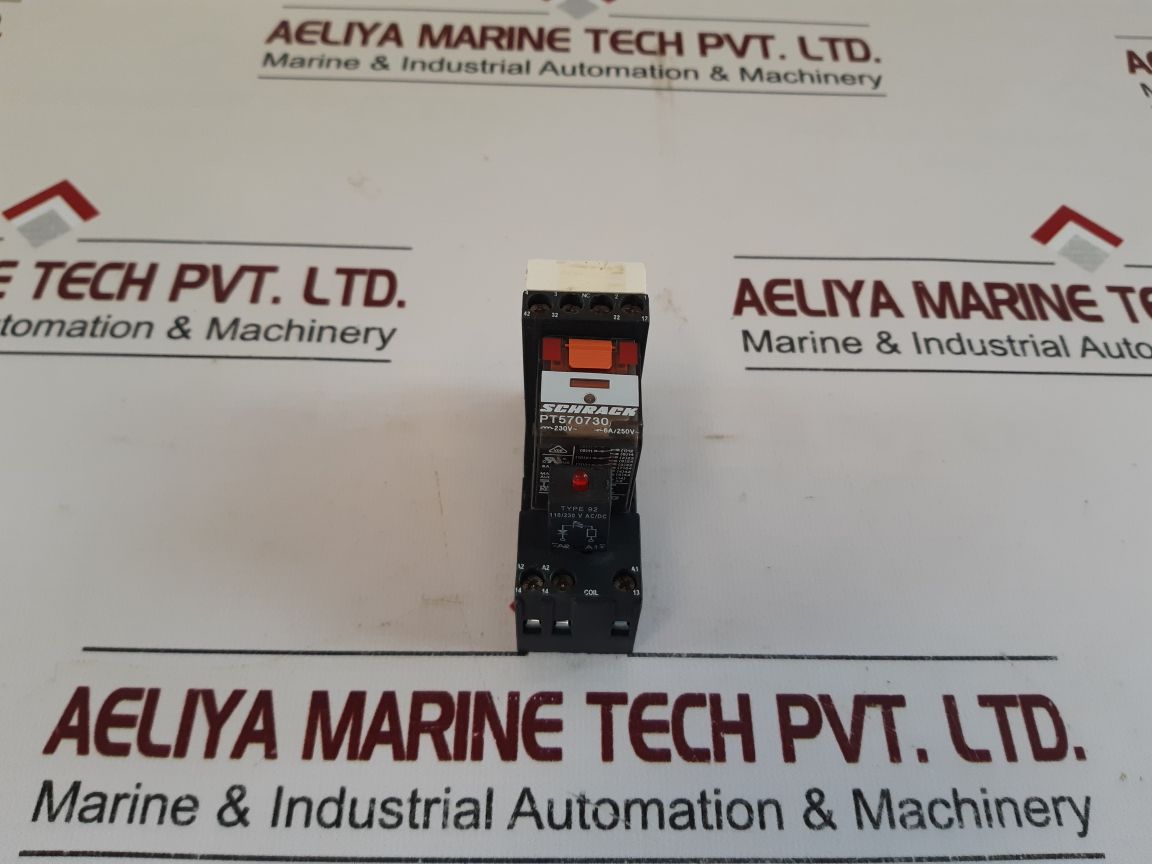 Schrack Pt570730 Relay With Socket