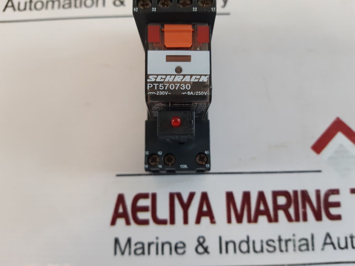 Schrack Pt570730 Relay With Socket