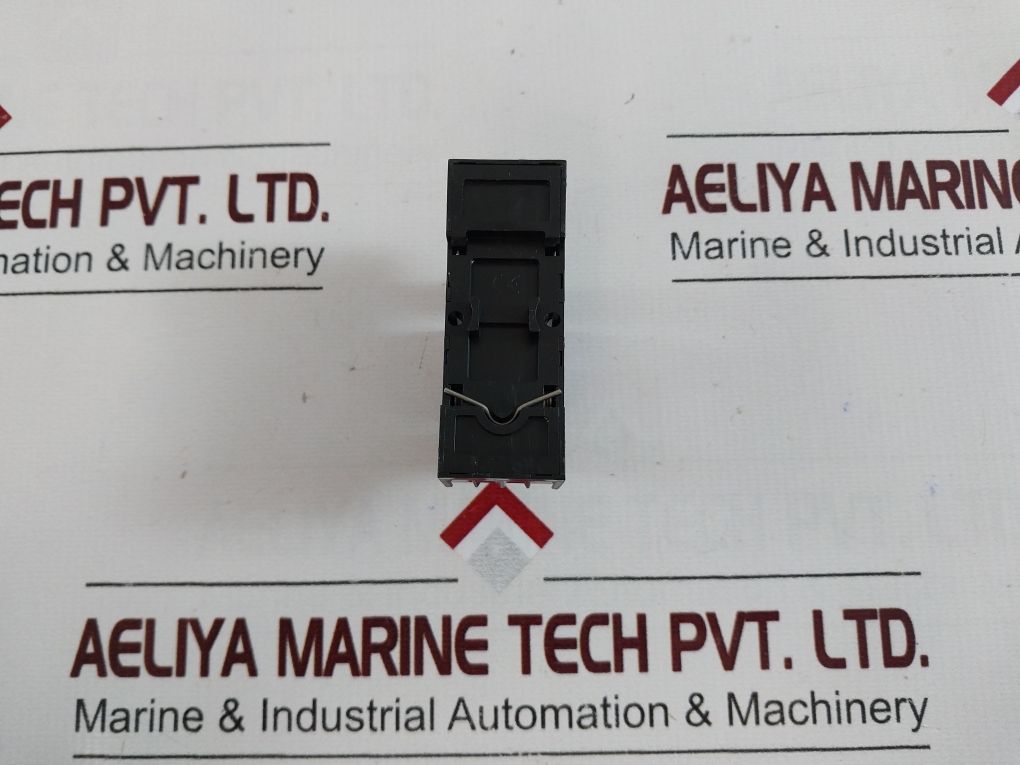 Schrack Pt570730 230V~ Relay With Socket