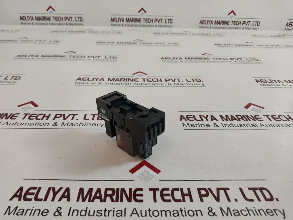 Schrack Pt570730 230V~ Relay With Socket
