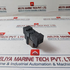 Schrack Pt570730 Relay With E113714 Base