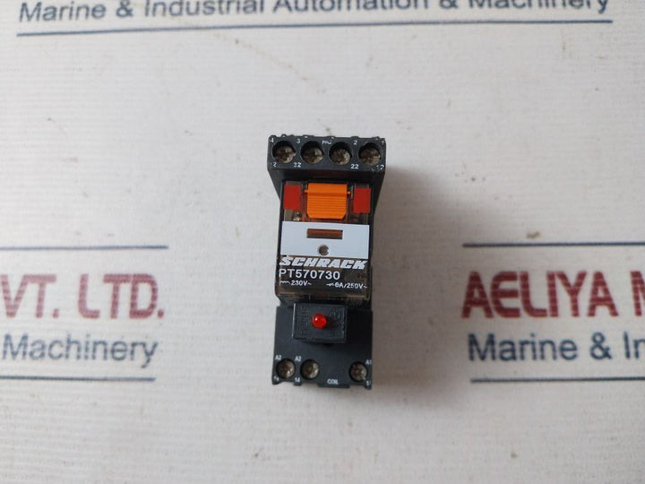 Schrack Pt570730 Relay With E113714 Base