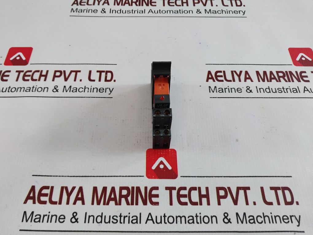 Schrack Rte24024 Relay With Socket