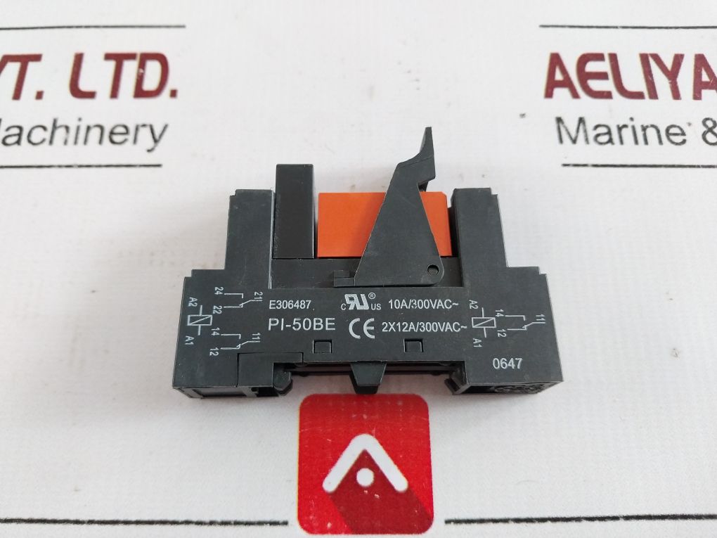 Schrack Rte24024 Relay With Socket