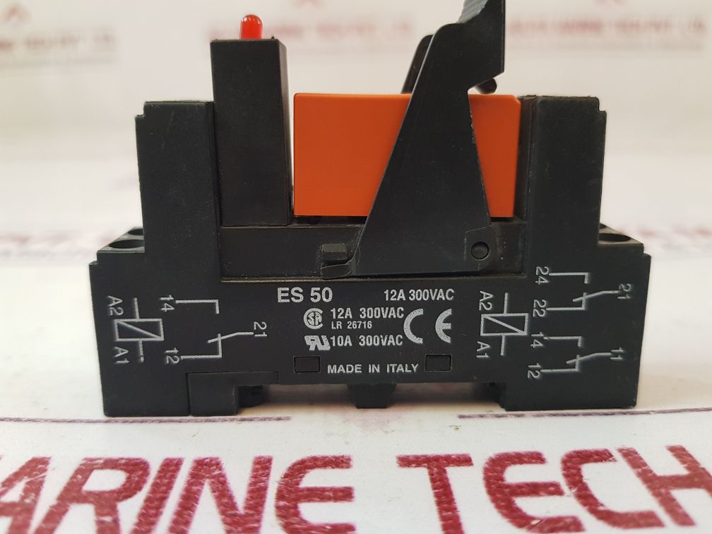 Schrack Type 42 6/24V Dc Relay With Base