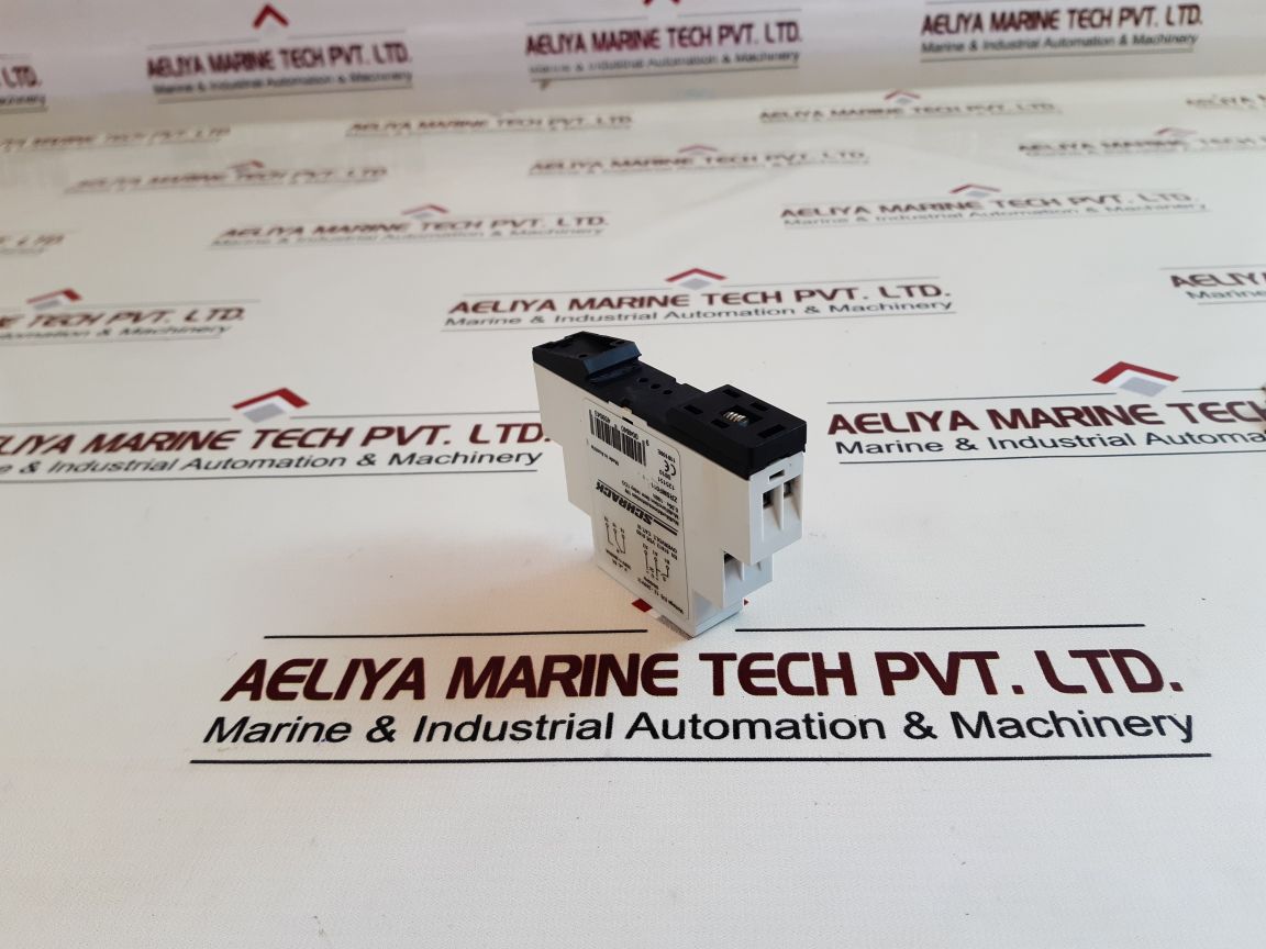 Schrack Zr5Mf011 Multifunction Time Relay 12-240V~
