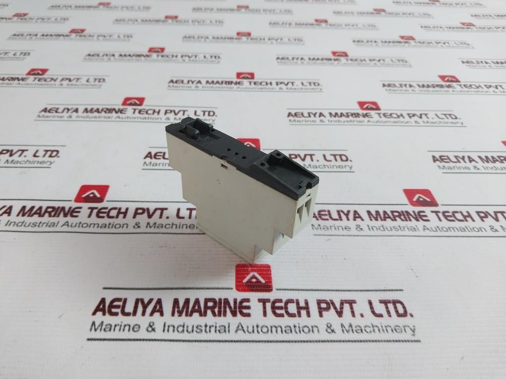 Schrack Zr5Mf011 Multifunction Time Relay 1Co 250V~2000Va