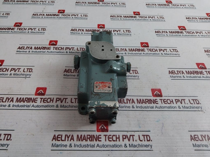 Schrader Bellows L645-33-104 Directional Control Valve