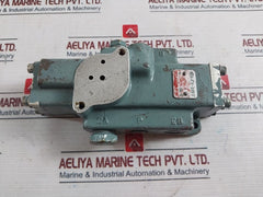 Schrader Bellows L645-33-104 Directional Control Valve